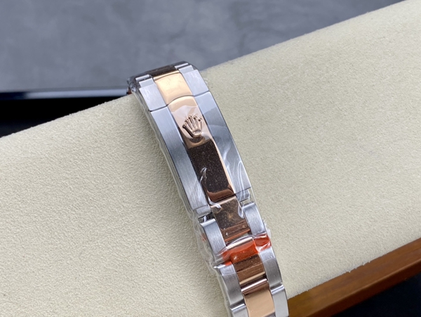 激安ロレックス着用イメージ